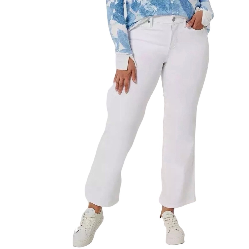 NYDJ Jeans Size 3X White Infinity Waist Slimming Relaxed Flare Leg Stretch